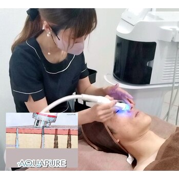 100％美容液導入エステ